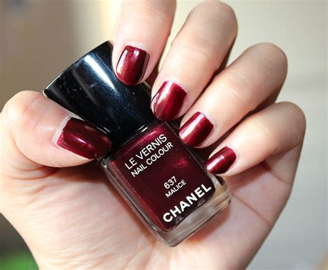 chanel nail polish malice.